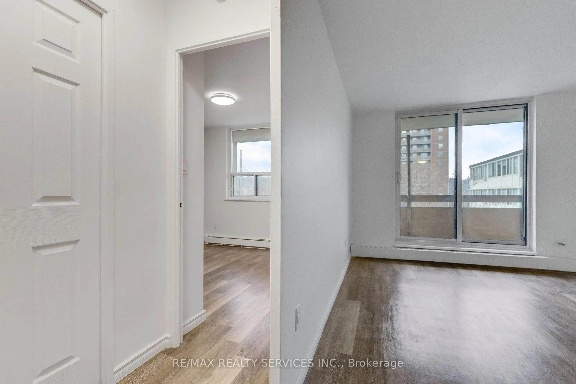 Photo 14 of Unit 1009, 223 Jackson Street W, Hamilton, Durand — HOMEH