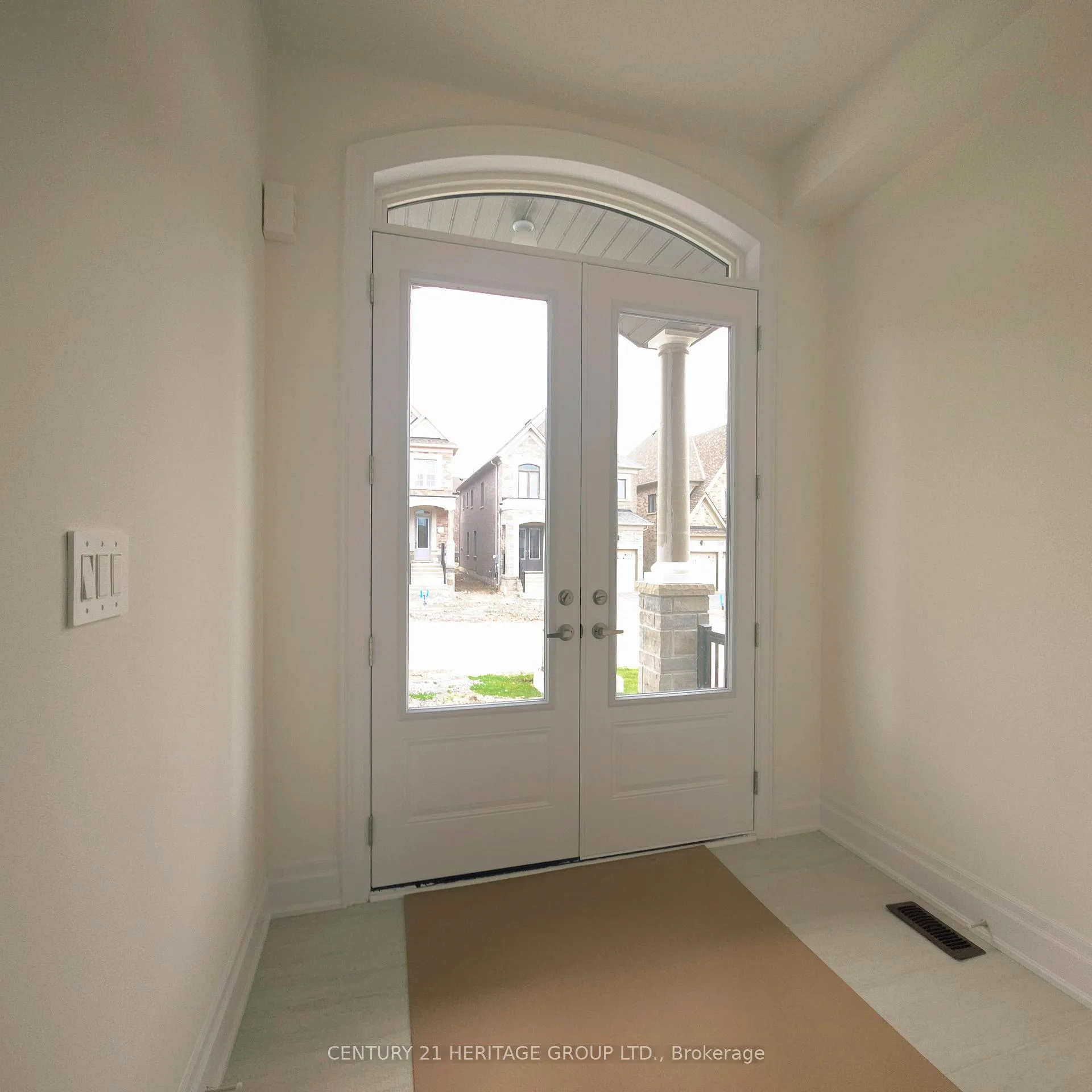 Photo 2 of 226 Archerhill Circle, Aurora, Aurora Grove — HOMEH