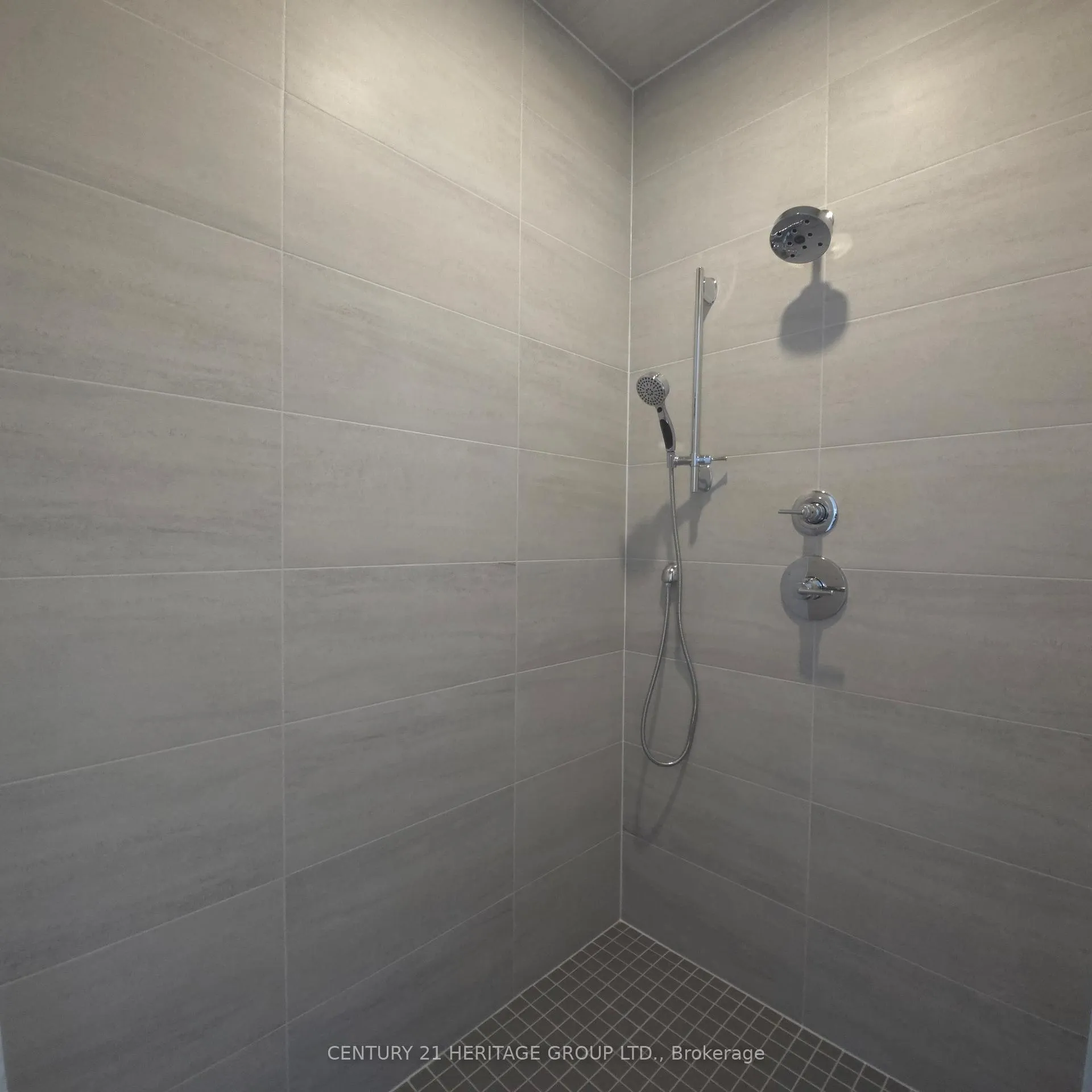 Photo 6 of 226 Archerhill Circle, Aurora, Aurora Grove — HOMEH