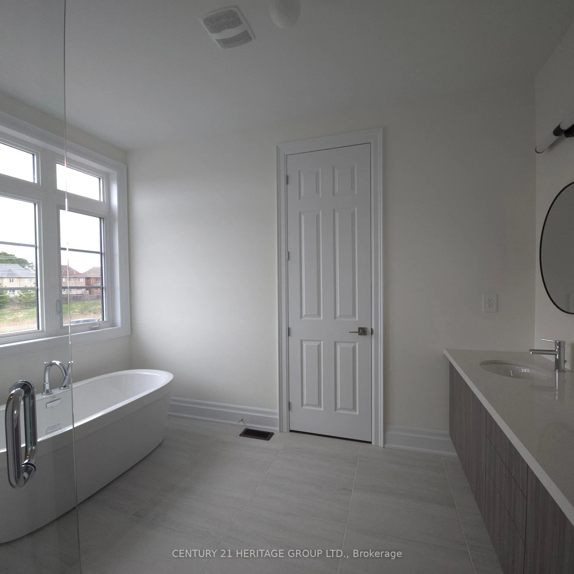 Photo 7 of 226 Archerhill Circle, Aurora, Aurora Grove — HOMEH