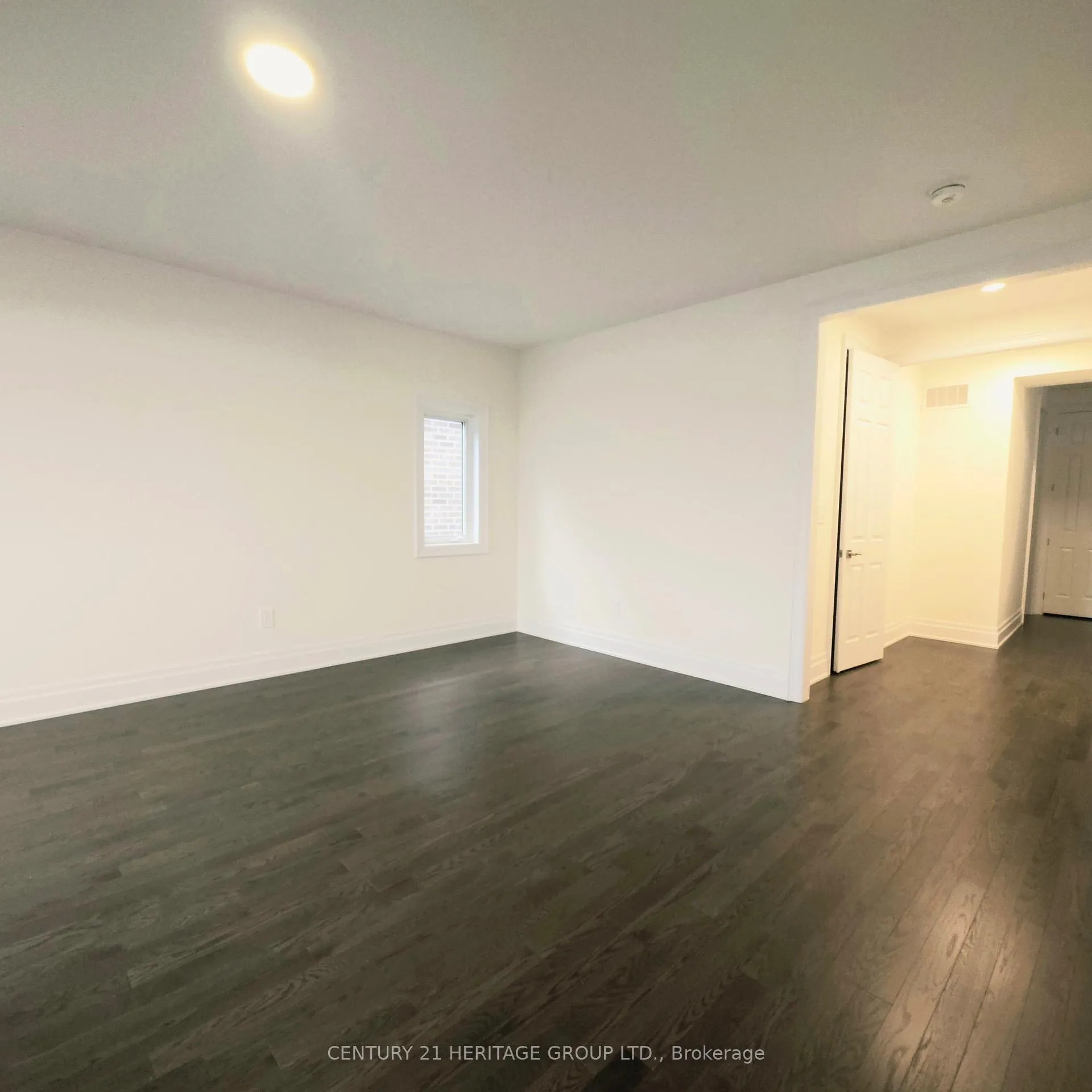Photo 8 of 226 Archerhill Circle, Aurora, Aurora Grove — HOMEH