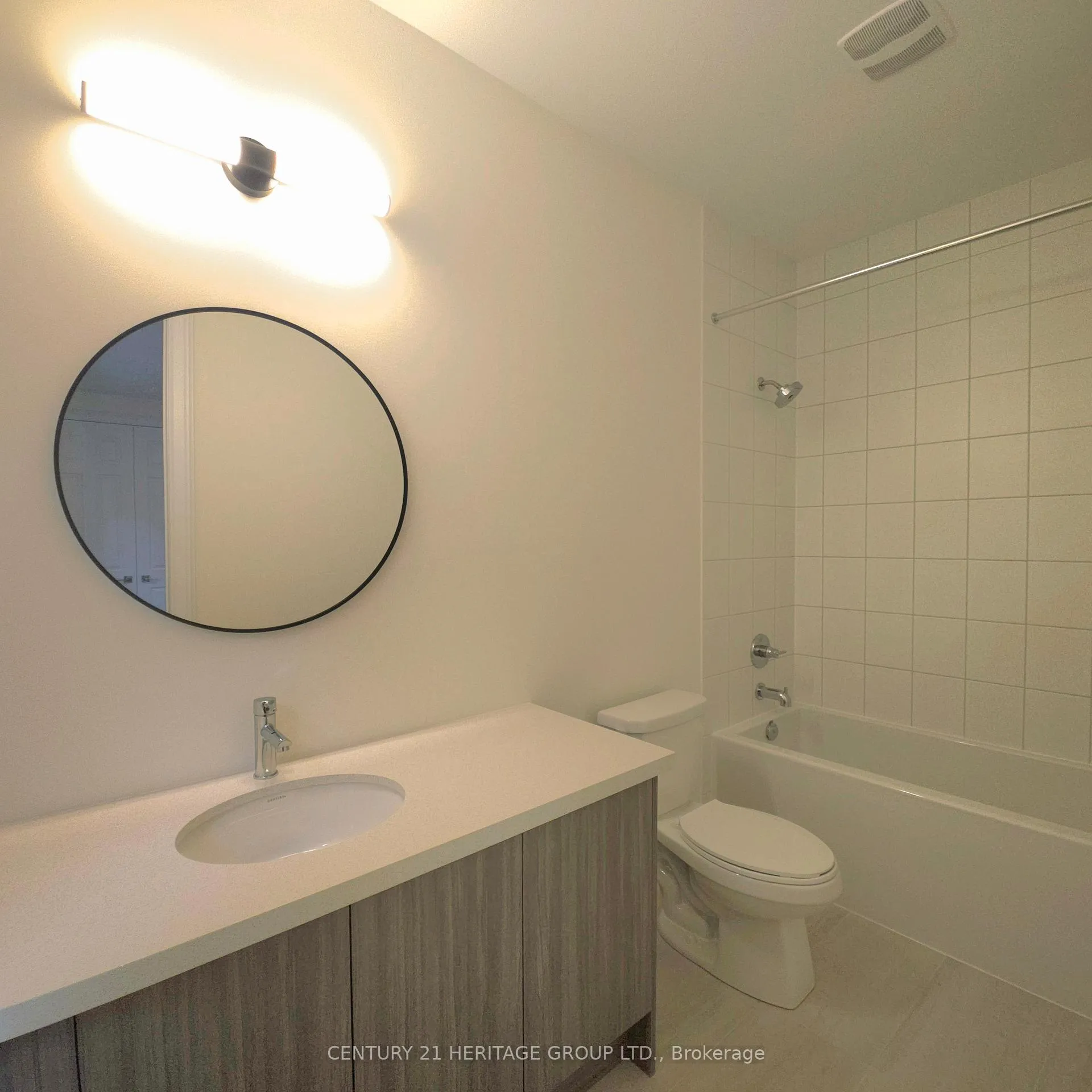 Photo 13 of 226 Archerhill Circle, Aurora, Aurora Grove — HOMEH