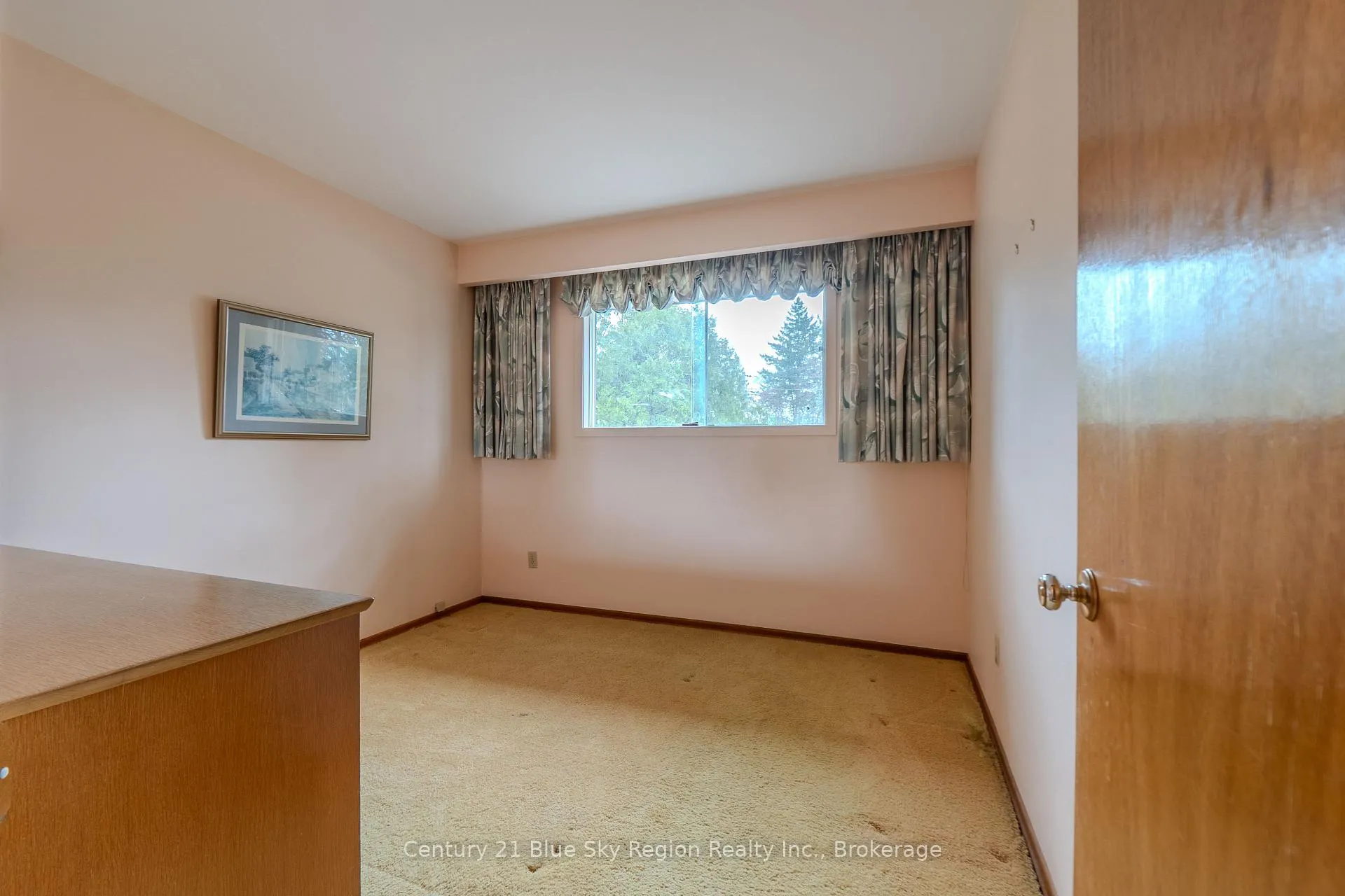 Photo 11 of 253 Richard Road, North Bay, Birchaven — HOMEH