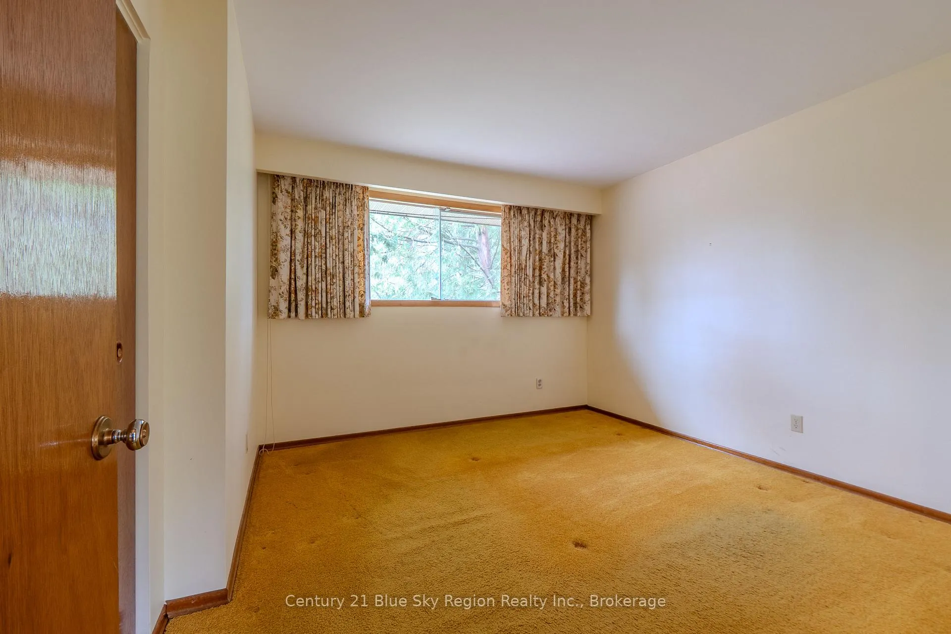 Photo 14 of 253 Richard Road, North Bay, Birchaven — HOMEH