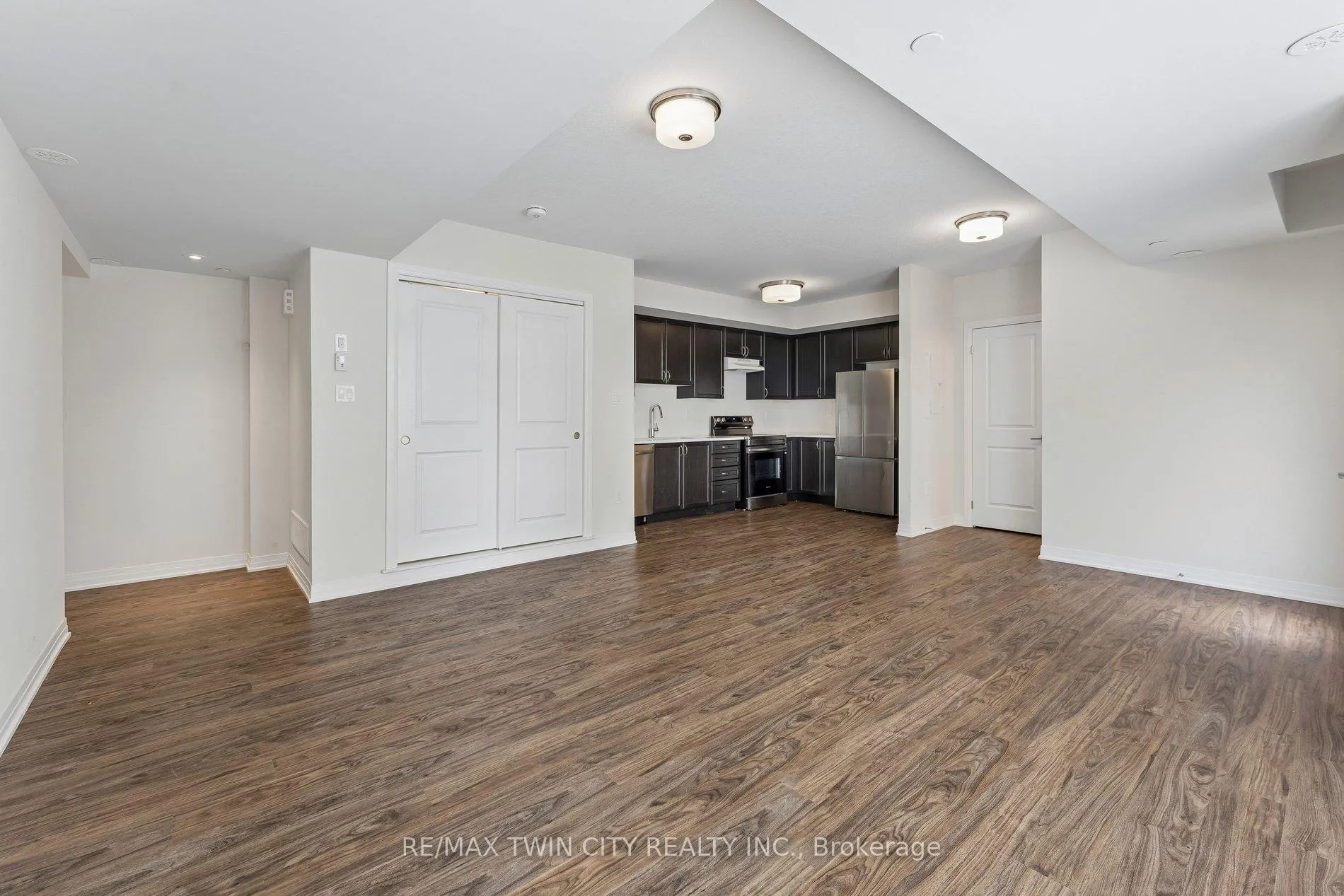 Photo 7 of Unit 28, 35 Fieldridge Crescent, Brampton, Sandringham-Wellington North — HOMEH