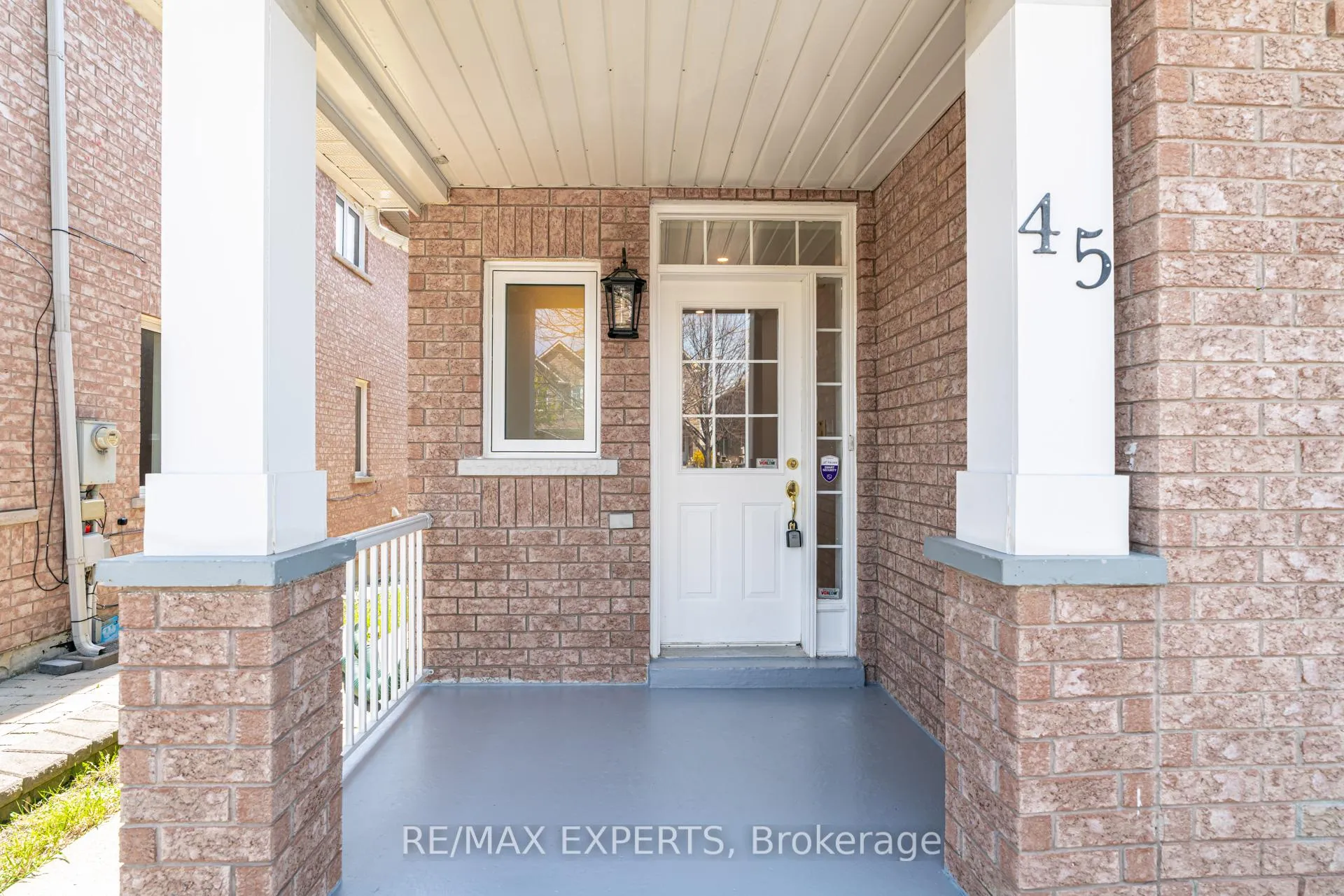 Photo 2 of 45 Del Francesco Way, Vaughan, Vellore Village — HOMEH