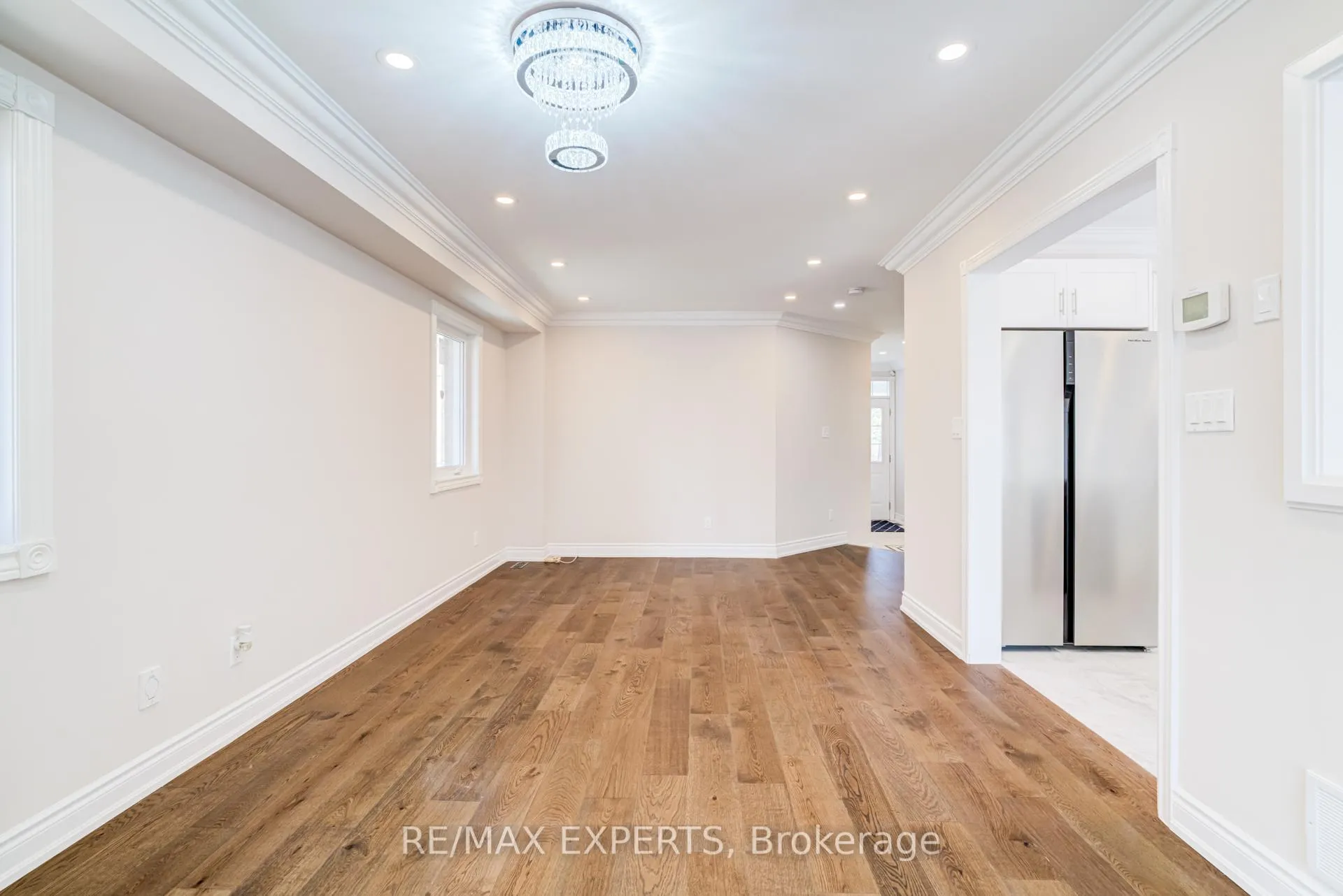 Photo 4 of 45 Del Francesco Way, Vaughan, Vellore Village — HOMEH