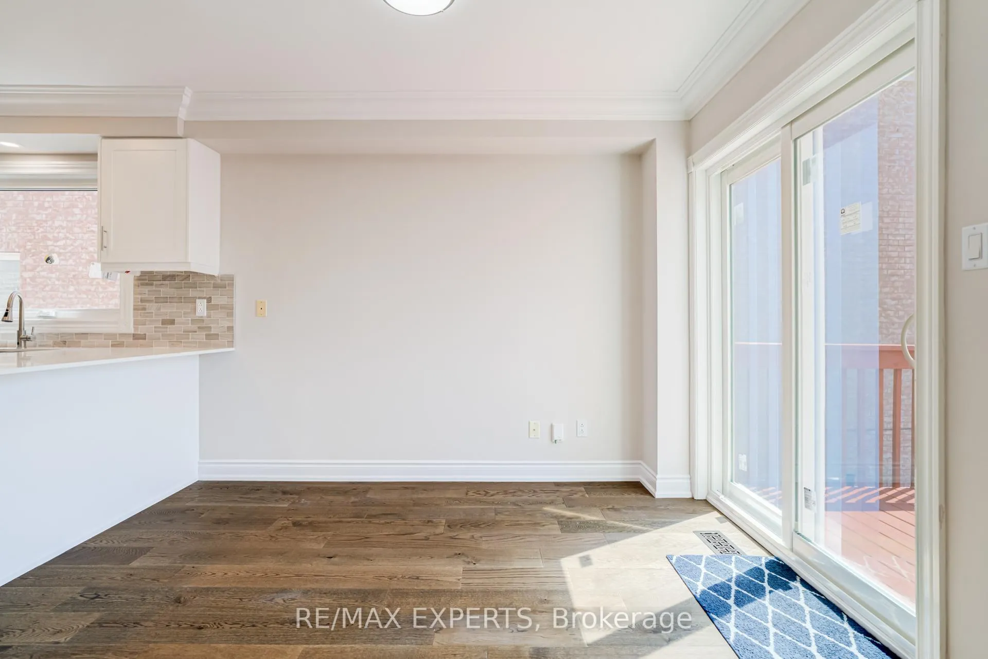 Photo 9 of 45 Del Francesco Way, Vaughan, Vellore Village — HOMEH