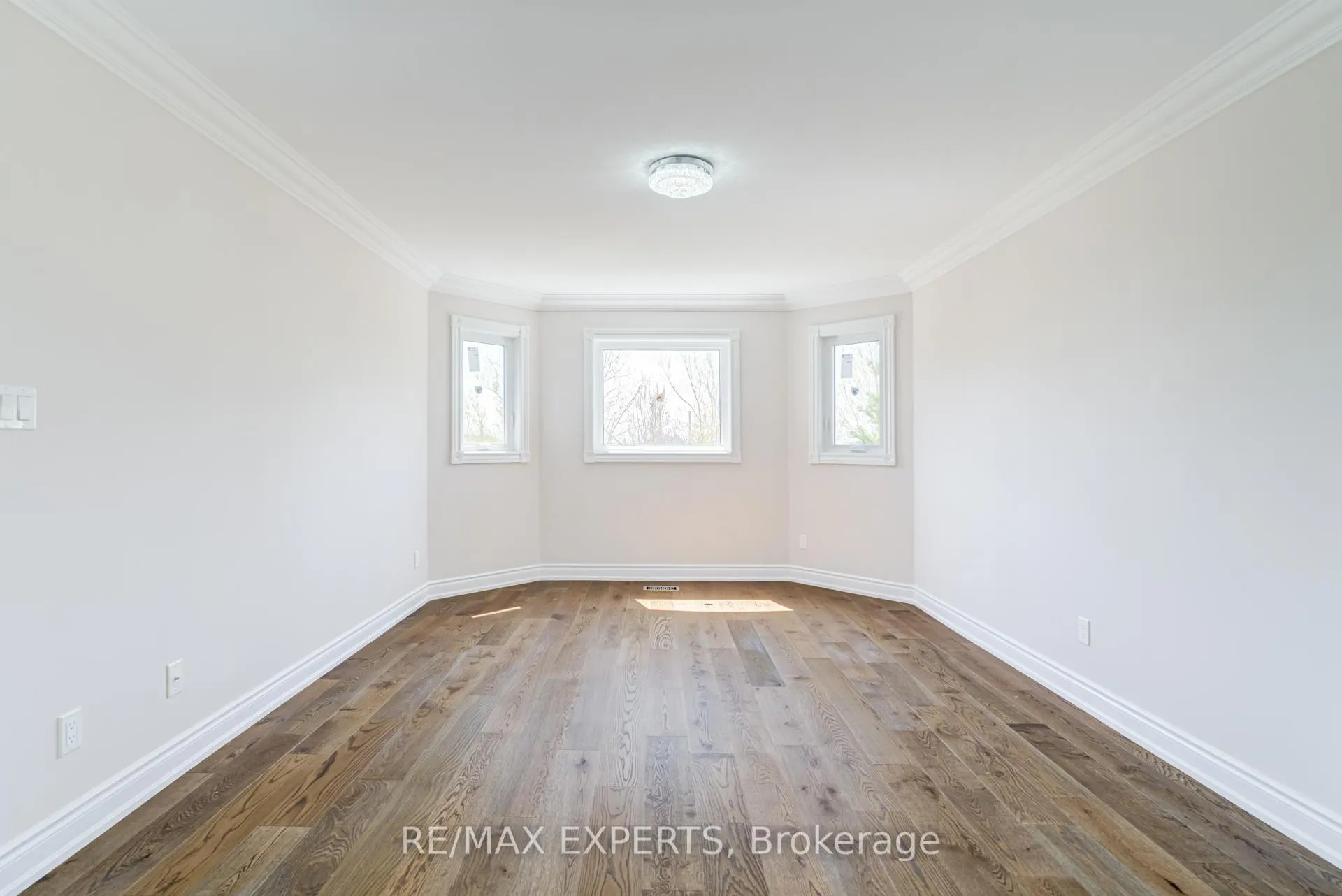 Photo 15 of 45 Del Francesco Way, Vaughan, Vellore Village — HOMEH