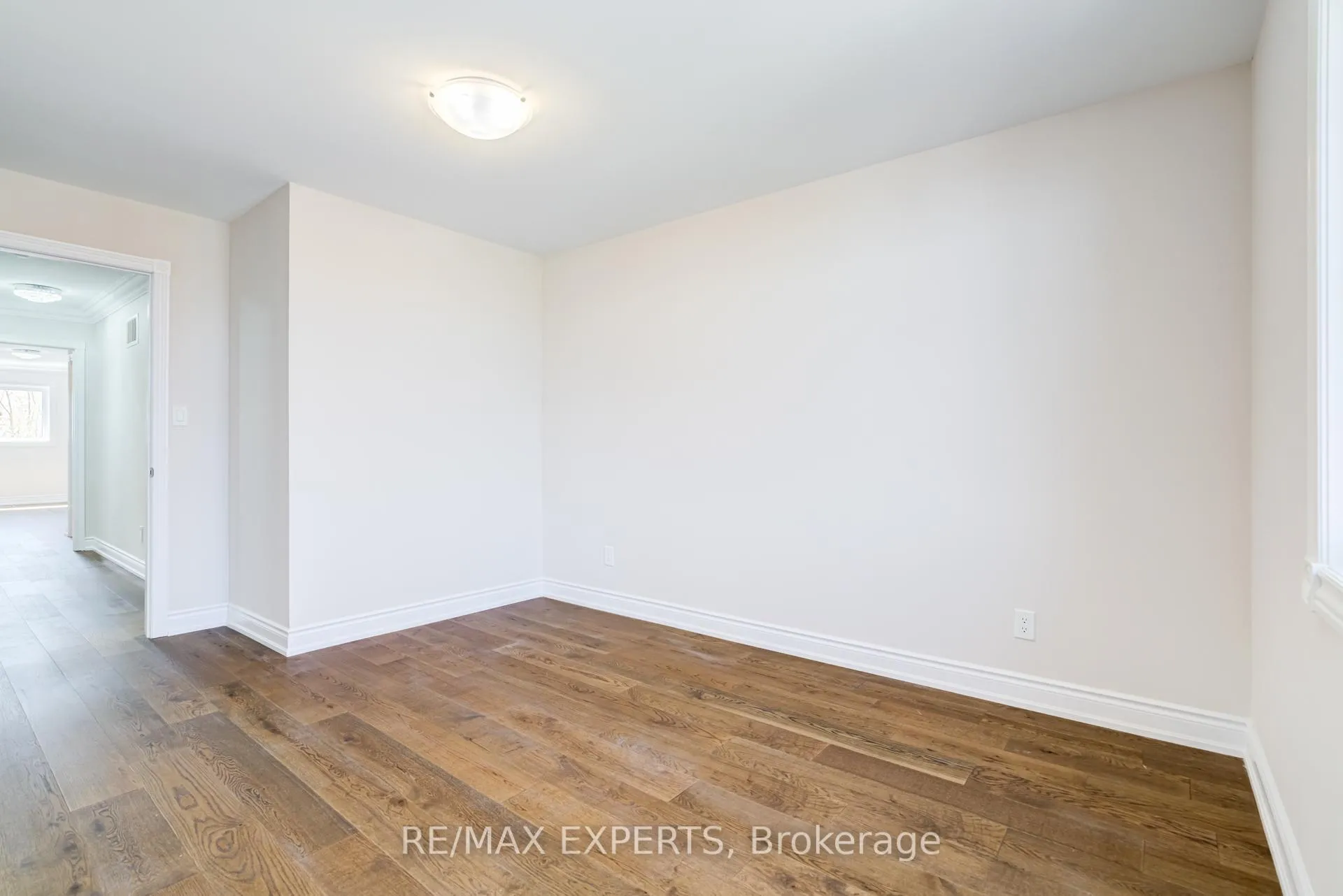 Photo 21 of 45 Del Francesco Way, Vaughan, Vellore Village — HOMEH