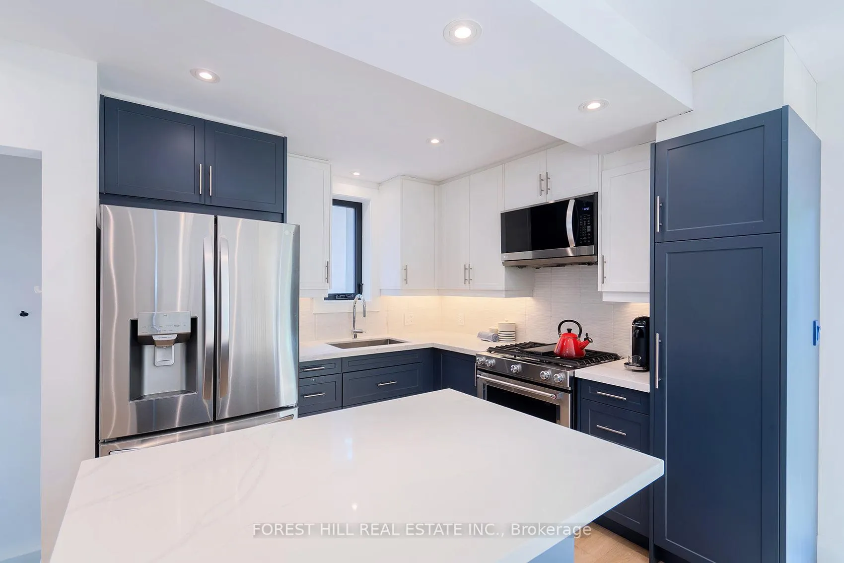 Photo 8 of 85 Fairlawn Avenue, Toronto, Lawrence Park North — HOMEH