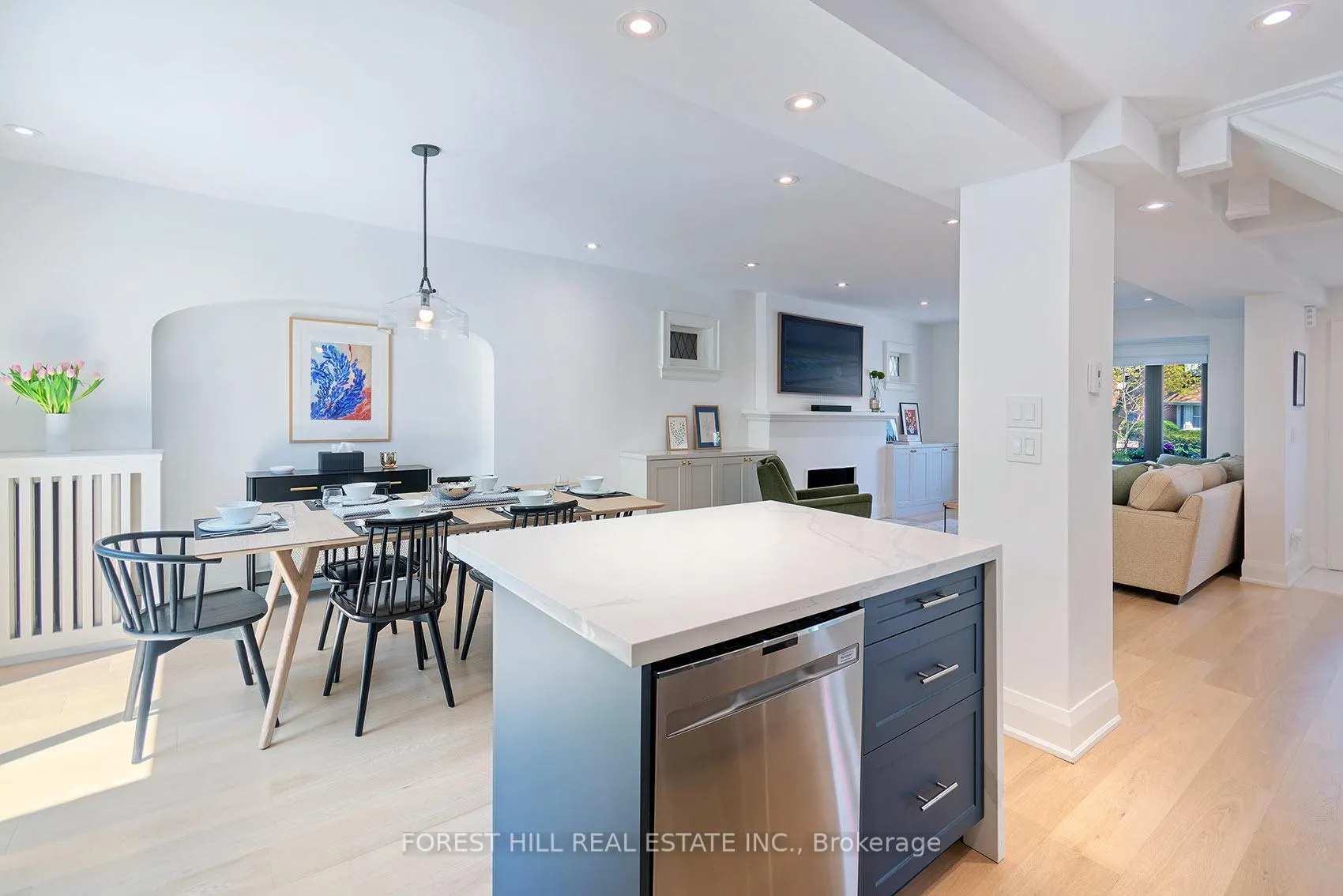 Photo 9 of 85 Fairlawn Avenue, Toronto, Lawrence Park North — HOMEH