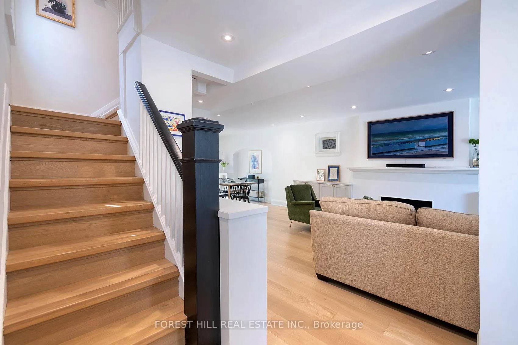 Photo 14 of 85 Fairlawn Avenue, Toronto, Lawrence Park North — HOMEH