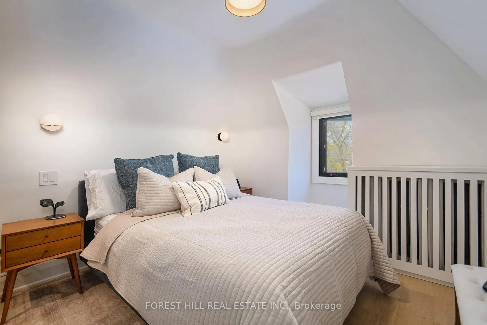 Photo 16 of 85 Fairlawn Avenue, Toronto, Lawrence Park North — HOMEH