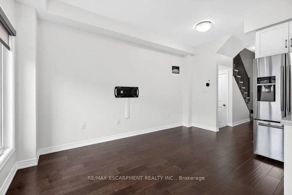 Photo 13 of Unit 16, 377 Glancaster Road, Hamilton, Villages of Glancaster — HOMEH