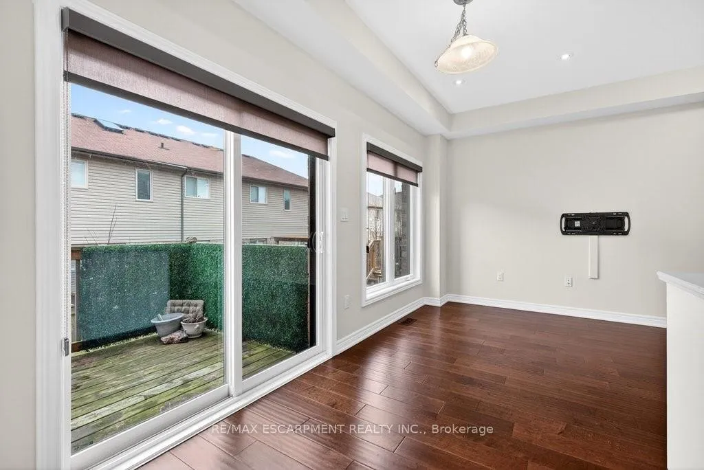 Photo 22 of Unit 16, 377 Glancaster Road, Hamilton, Villages of Glancaster — HOMEH