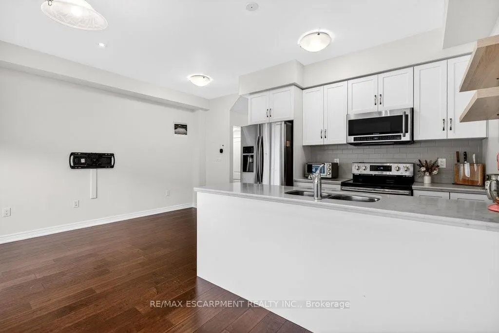 Photo 23 of Unit 16, 377 Glancaster Road, Hamilton, Villages of Glancaster — HOMEH