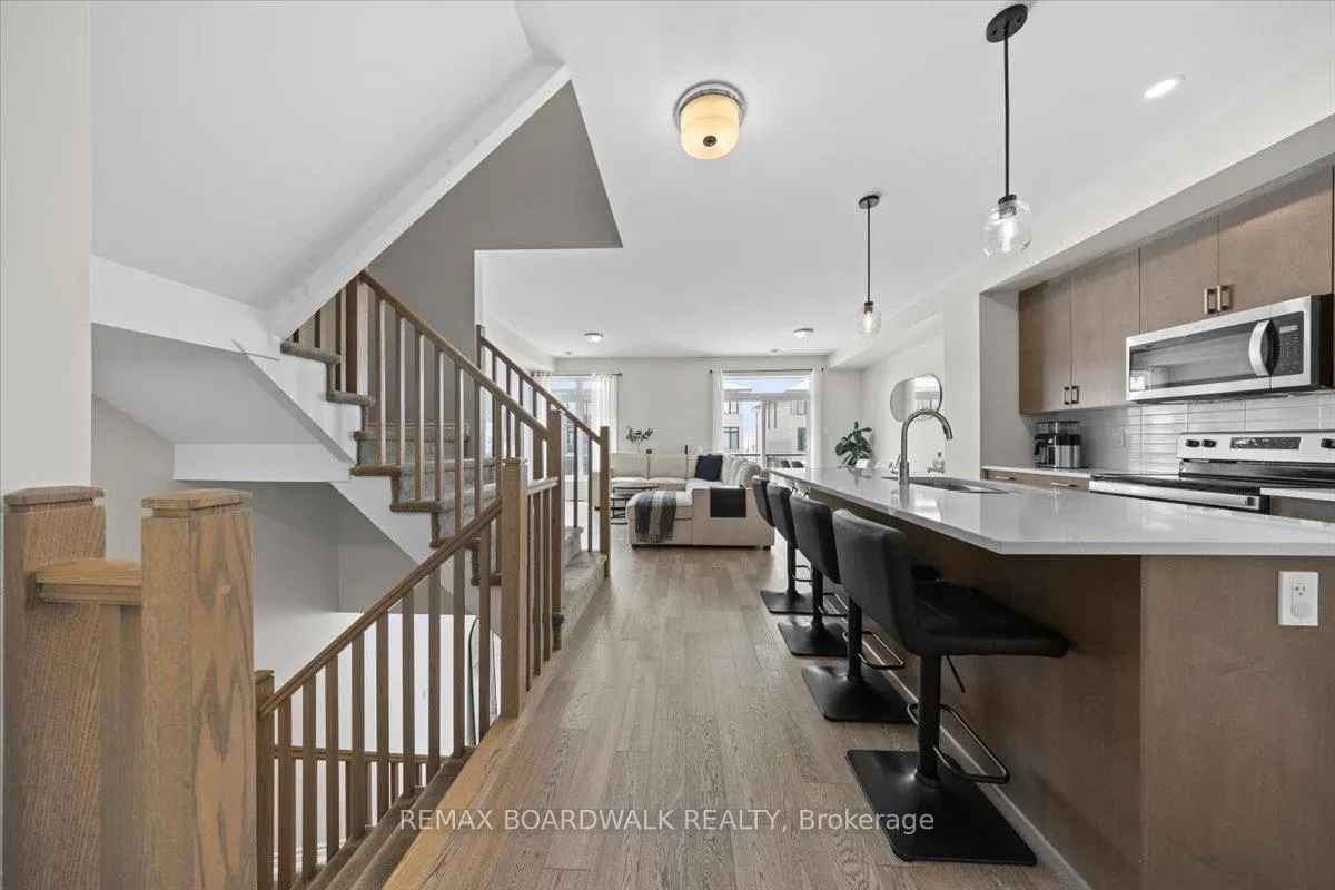 Photo 2 of 274 Pastel Way, Ottawa, Barrhaven - Half Moon Bay — HOMEH