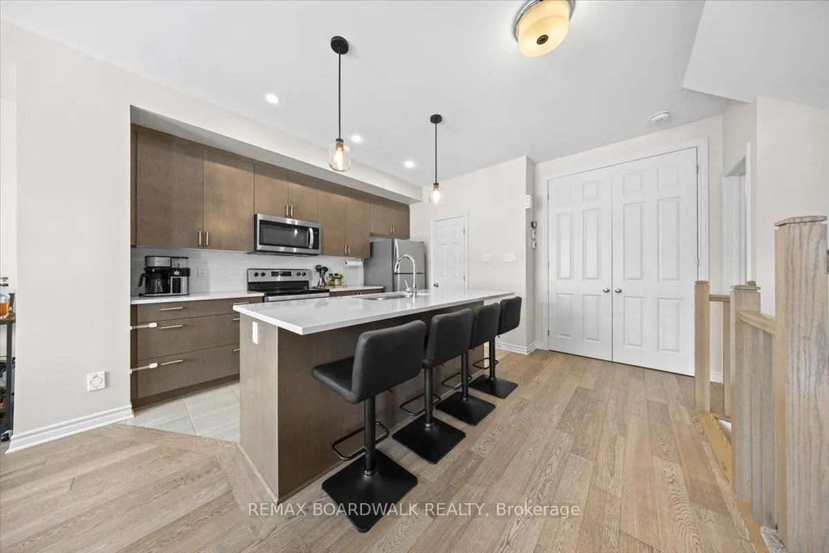 Photo 6 of 274 Pastel Way, Ottawa, Barrhaven - Half Moon Bay — HOMEH
