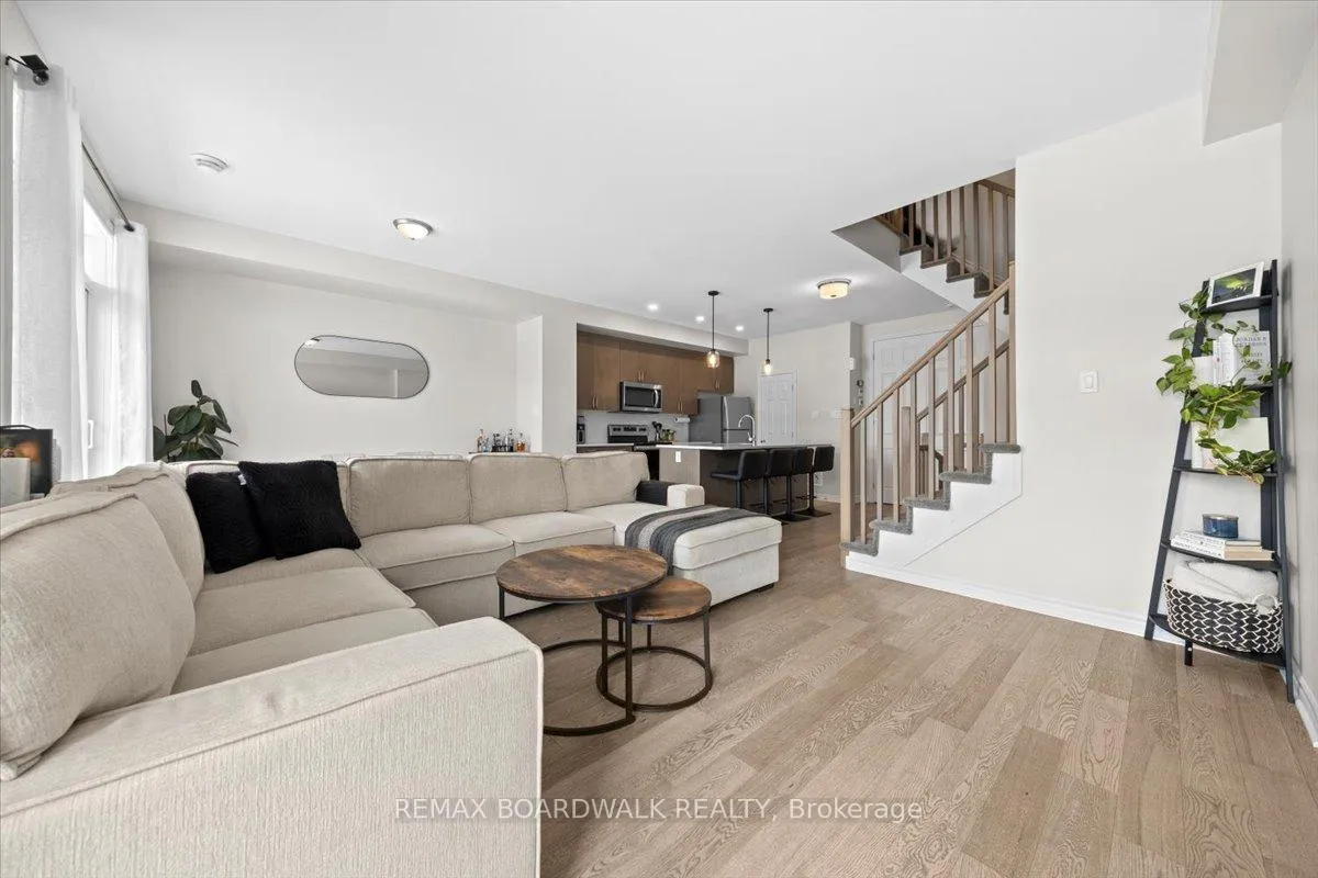 Photo 15 of 274 Pastel Way, Ottawa, Barrhaven - Half Moon Bay — HOMEH
