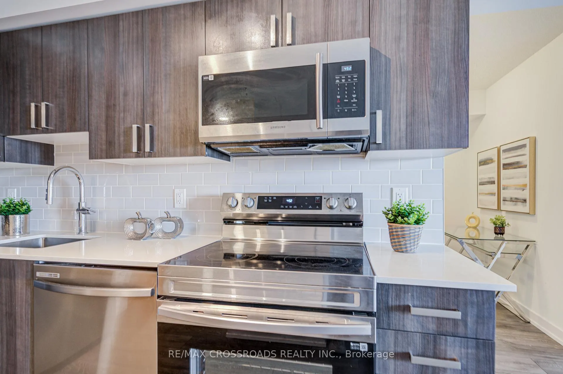 Photo 14 of Unit 1506, 1455 Celebration Drive, Pickering, Bay Ridges — HOMEH