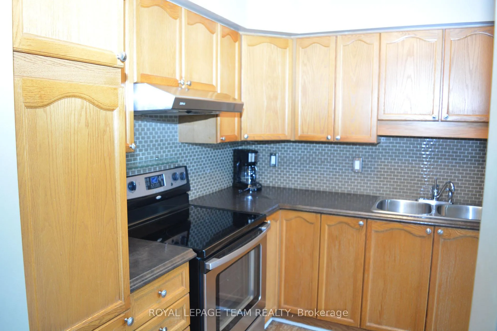Photo 6 of 1598 Cedar Mills Road, Ottawa, Chateauneuf — HOMEH