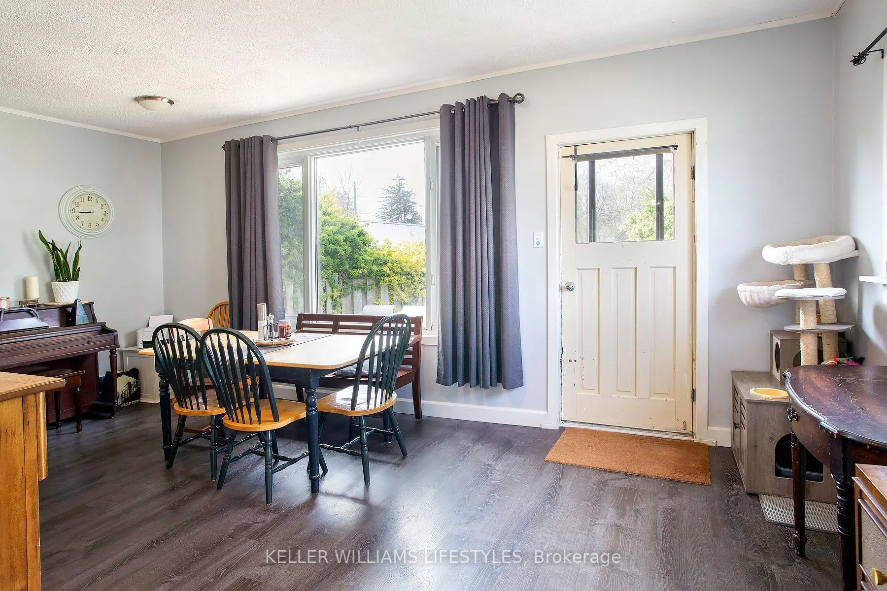 Photo 9 of 264 Upper Queen Street, Thames Centre, Thorndale — HOMEH