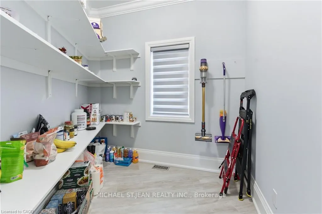 Photo 12 of 5 Kramer Court, Haldimand — HOMEH
