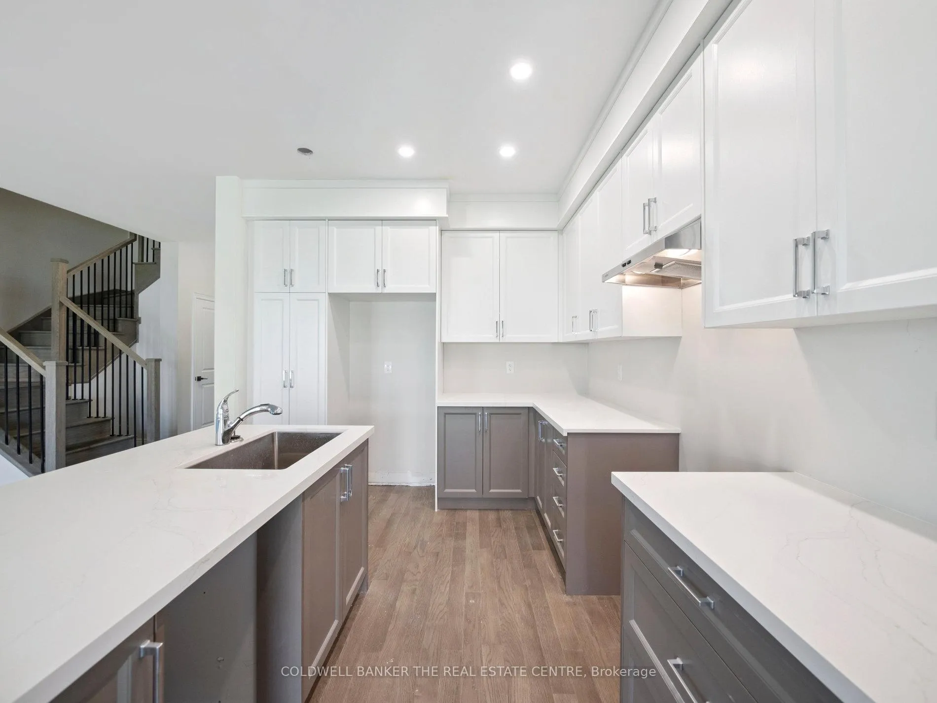 Photo 14 of 13 Hildred Cushing Way, Uxbridge — HOMEH