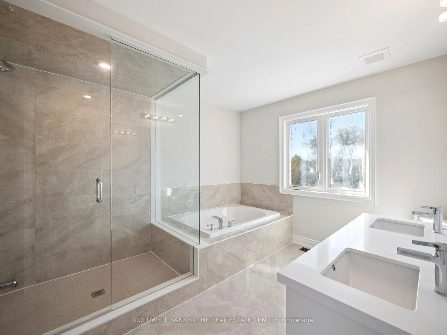 Photo 20 of 13 Hildred Cushing Way, Uxbridge — HOMEH