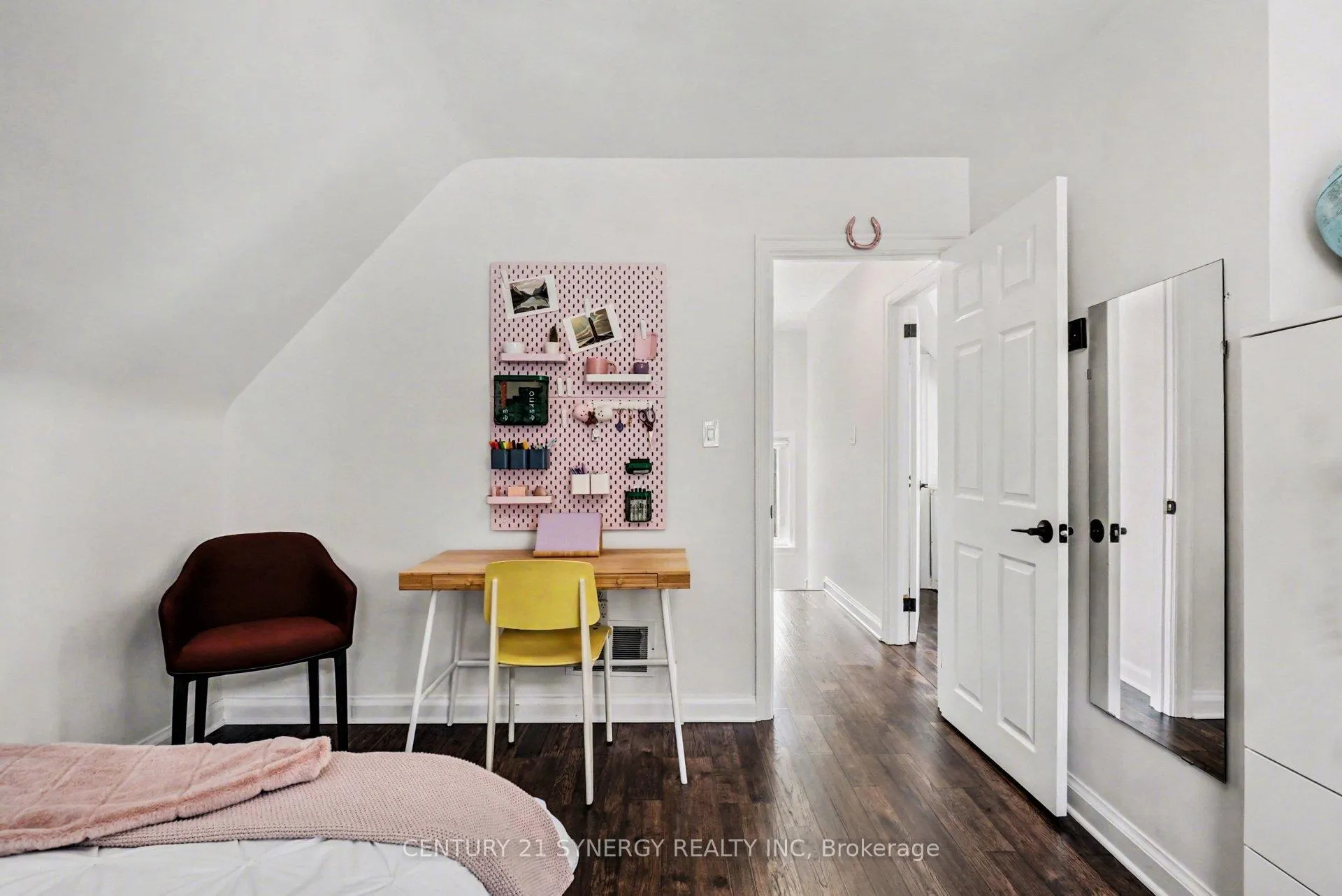 Photo 25 of 286 Westhill Avenue, Ottawa, Westboro/Hampton Park — HOMEH