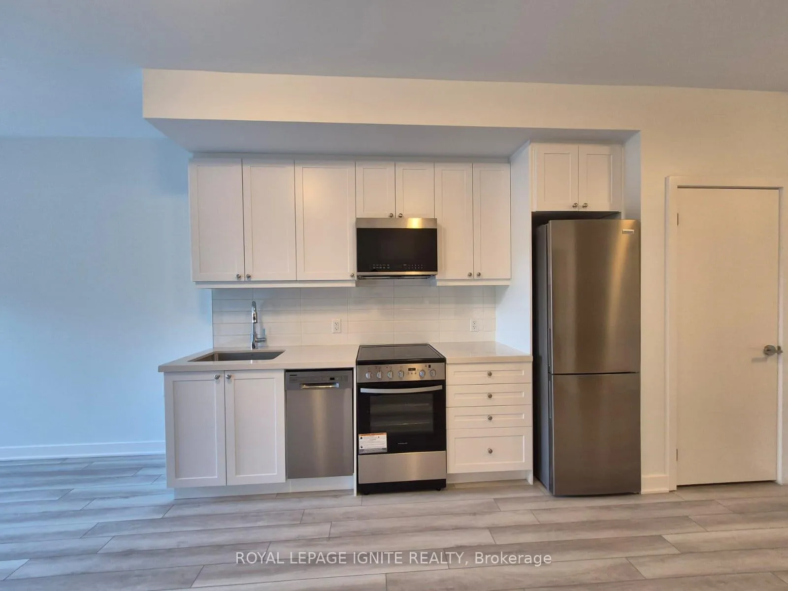 Photo 9 of Unit 105, 55 Clarington Boulevard, Clarington, Bowmanville — HOMEH