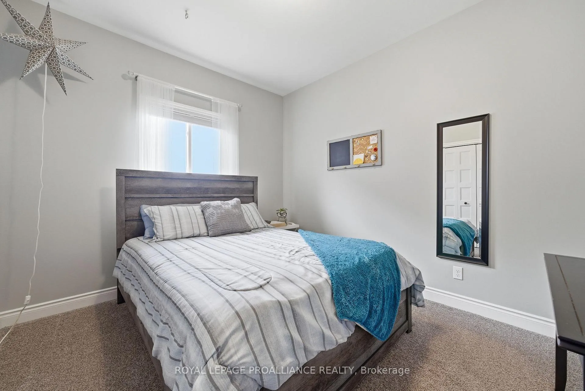 Photo 23 of 18 Trinity Court, Belleville, Thurlow Ward — HOMEH