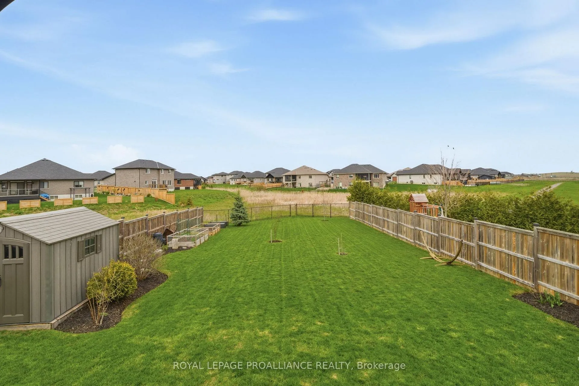 Photo 45 of 18 Trinity Court, Belleville, Thurlow Ward — HOMEH