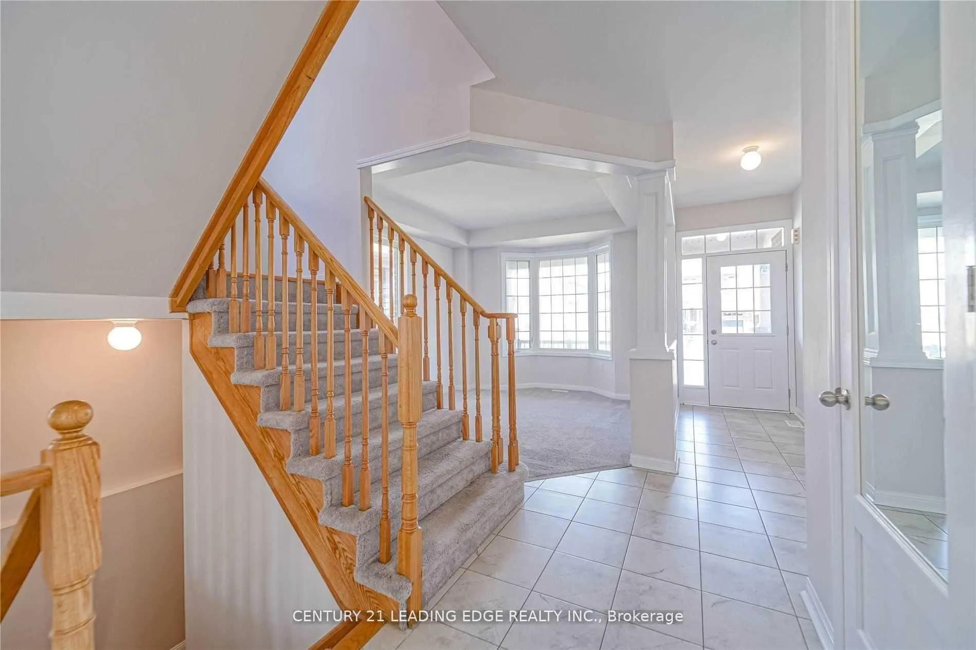 Photo 8 of 75 Henry Smith Avenue, Clarington, Bowmanville — HOMEH