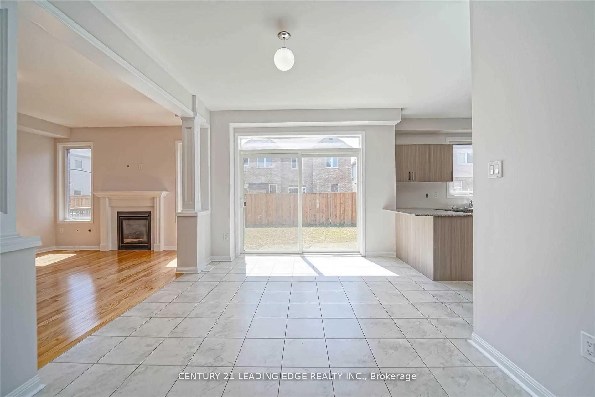 Photo 13 of 75 Henry Smith Avenue, Clarington, Bowmanville — HOMEH