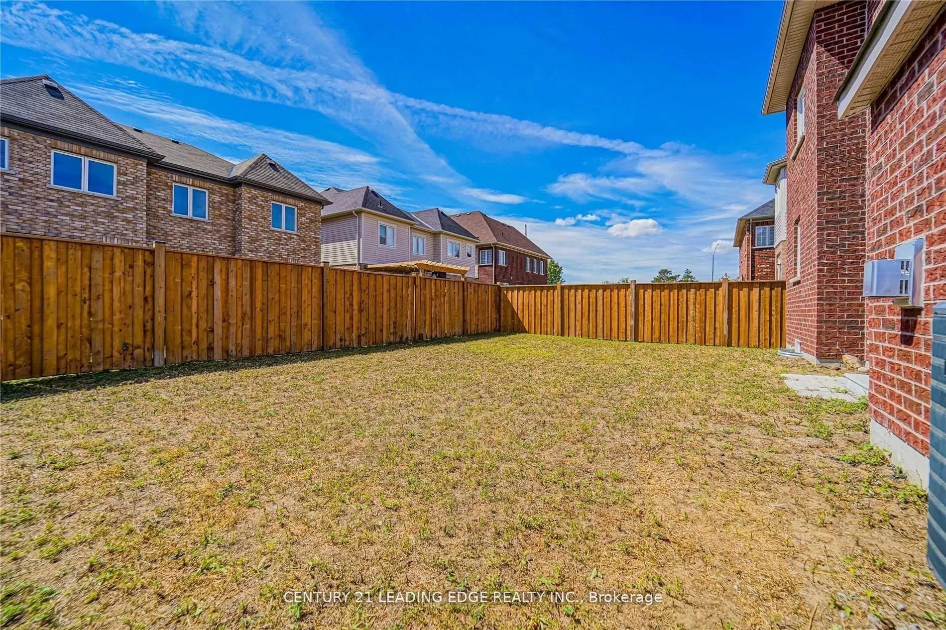 Photo 39 of 75 Henry Smith Avenue, Clarington, Bowmanville — HOMEH