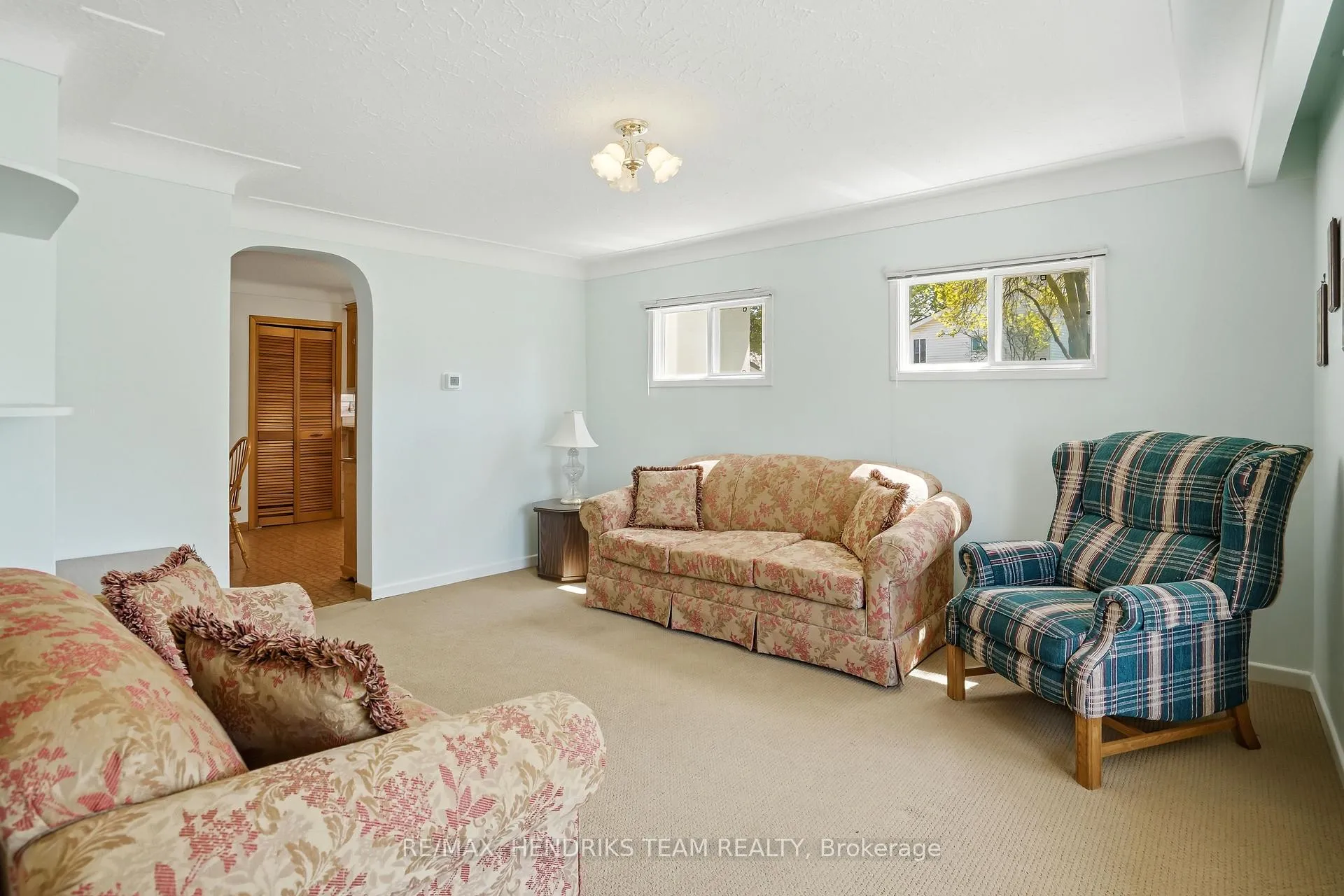 Photo 5 of 4369 Lincoln Avenue, Lincoln, Beamsville — HOMEH