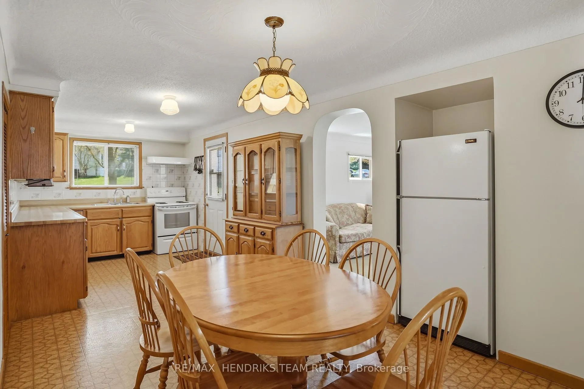 Photo 7 of 4369 Lincoln Avenue, Lincoln, Beamsville — HOMEH