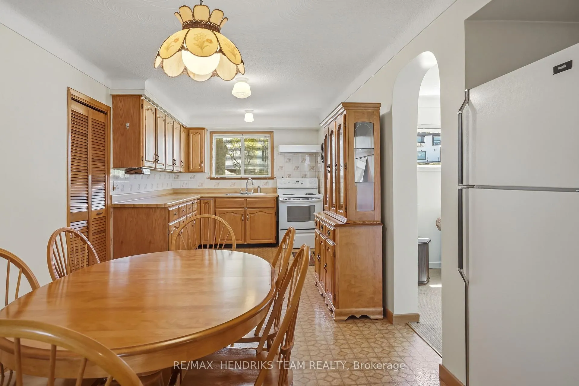 Photo 9 of 4369 Lincoln Avenue, Lincoln, Beamsville — HOMEH