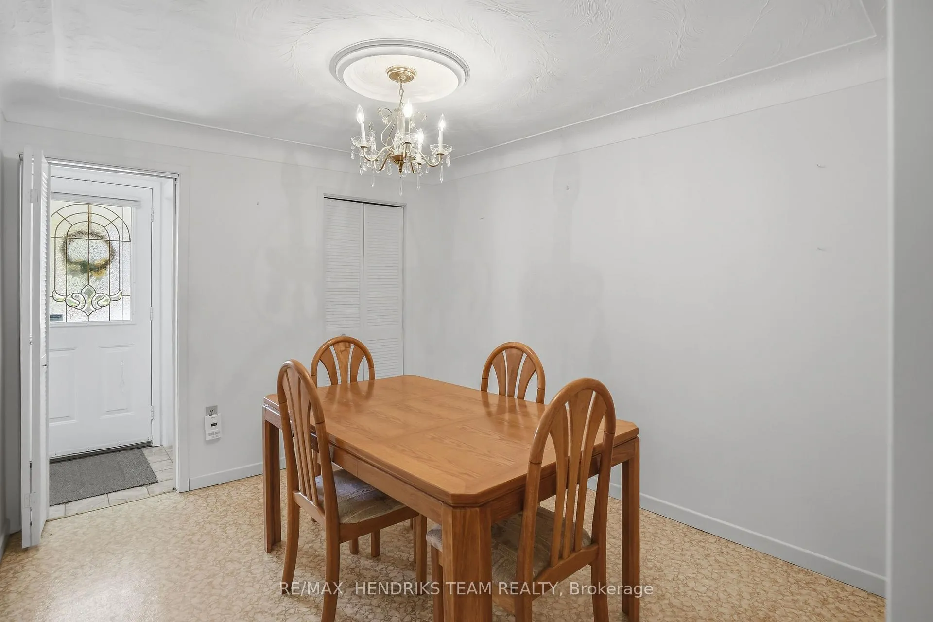 Photo 12 of 4369 Lincoln Avenue, Lincoln, Beamsville — HOMEH
