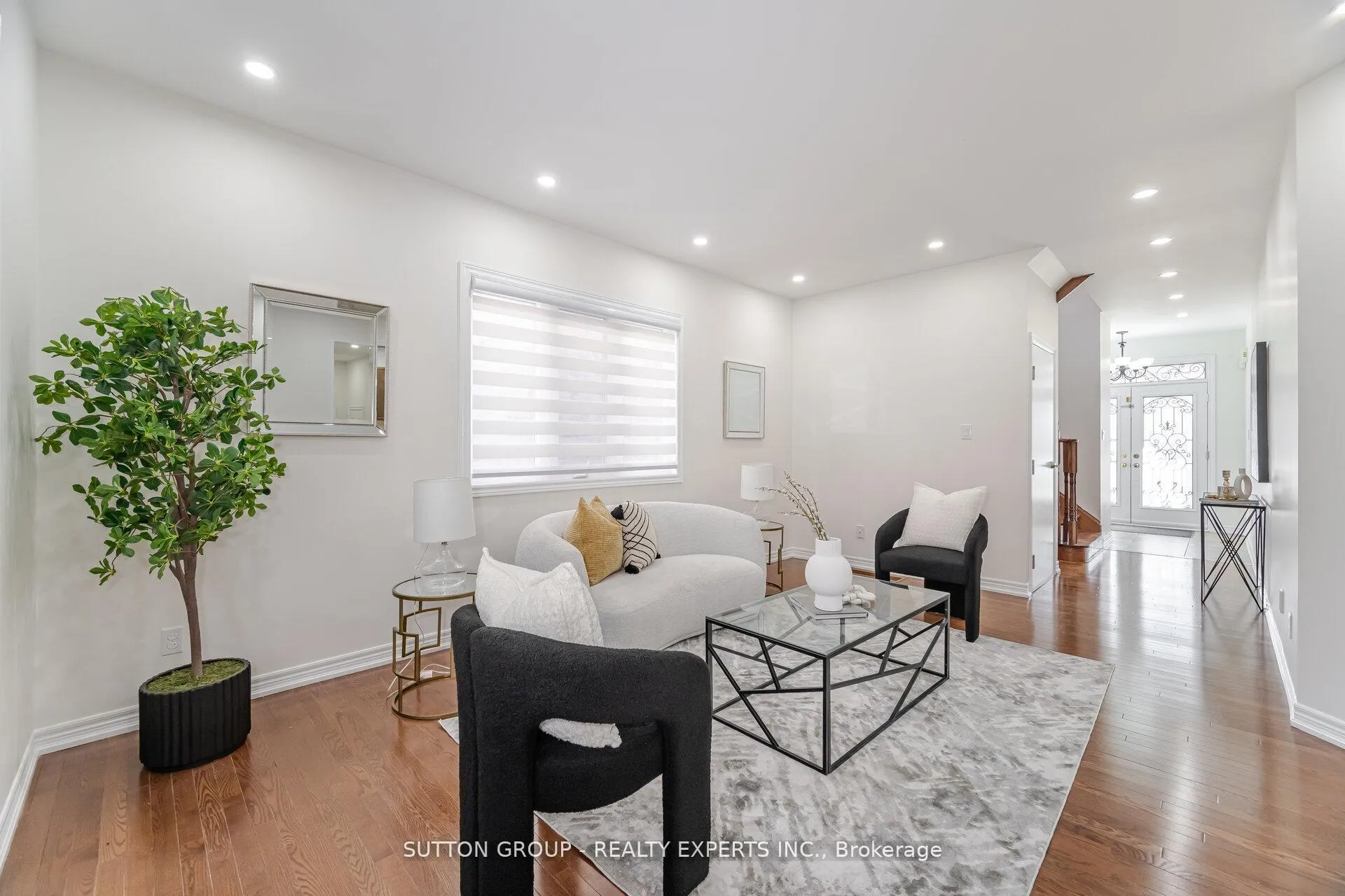 Photo 6 of Unit Upper, 5 Freedom Oaks Trail, Brampton, Bram East — HOMEH