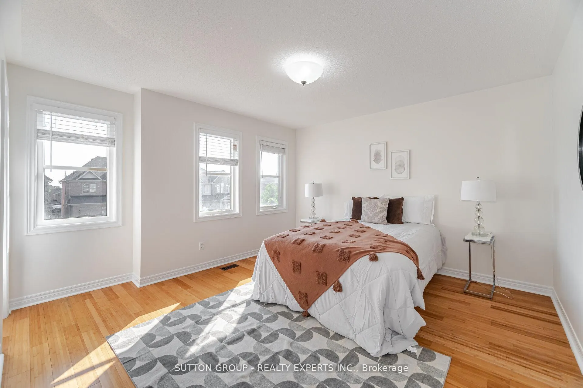 Photo 32 of Unit Upper, 5 Freedom Oaks Trail, Brampton, Bram East — HOMEH