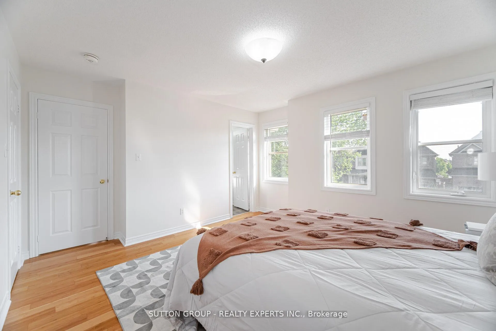 Photo 33 of Unit Upper, 5 Freedom Oaks Trail, Brampton, Bram East — HOMEH