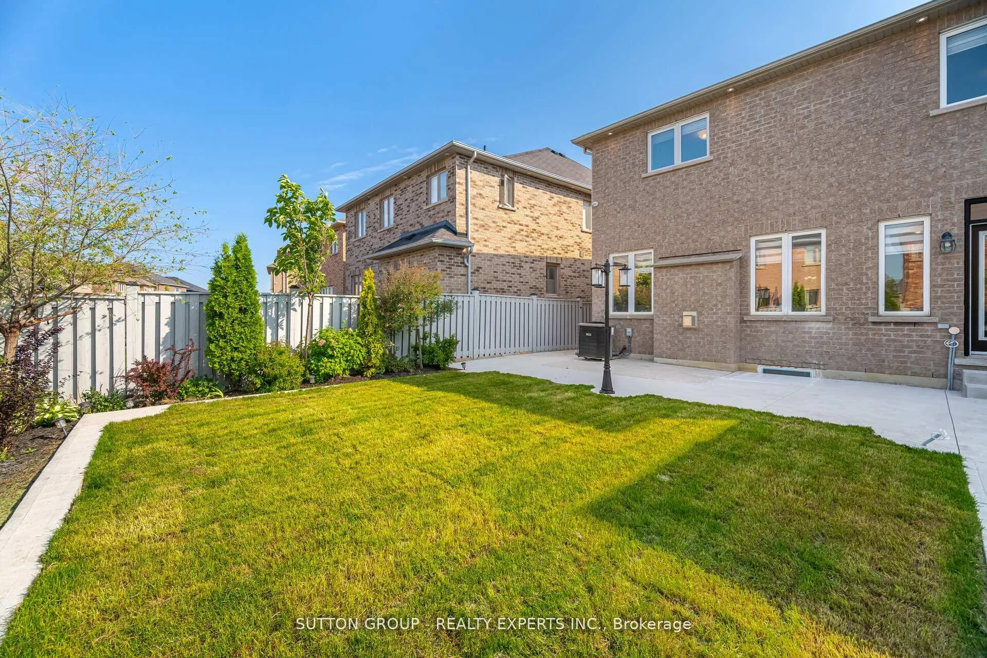 Photo 45 of Unit Upper, 5 Freedom Oaks Trail, Brampton, Bram East — HOMEH