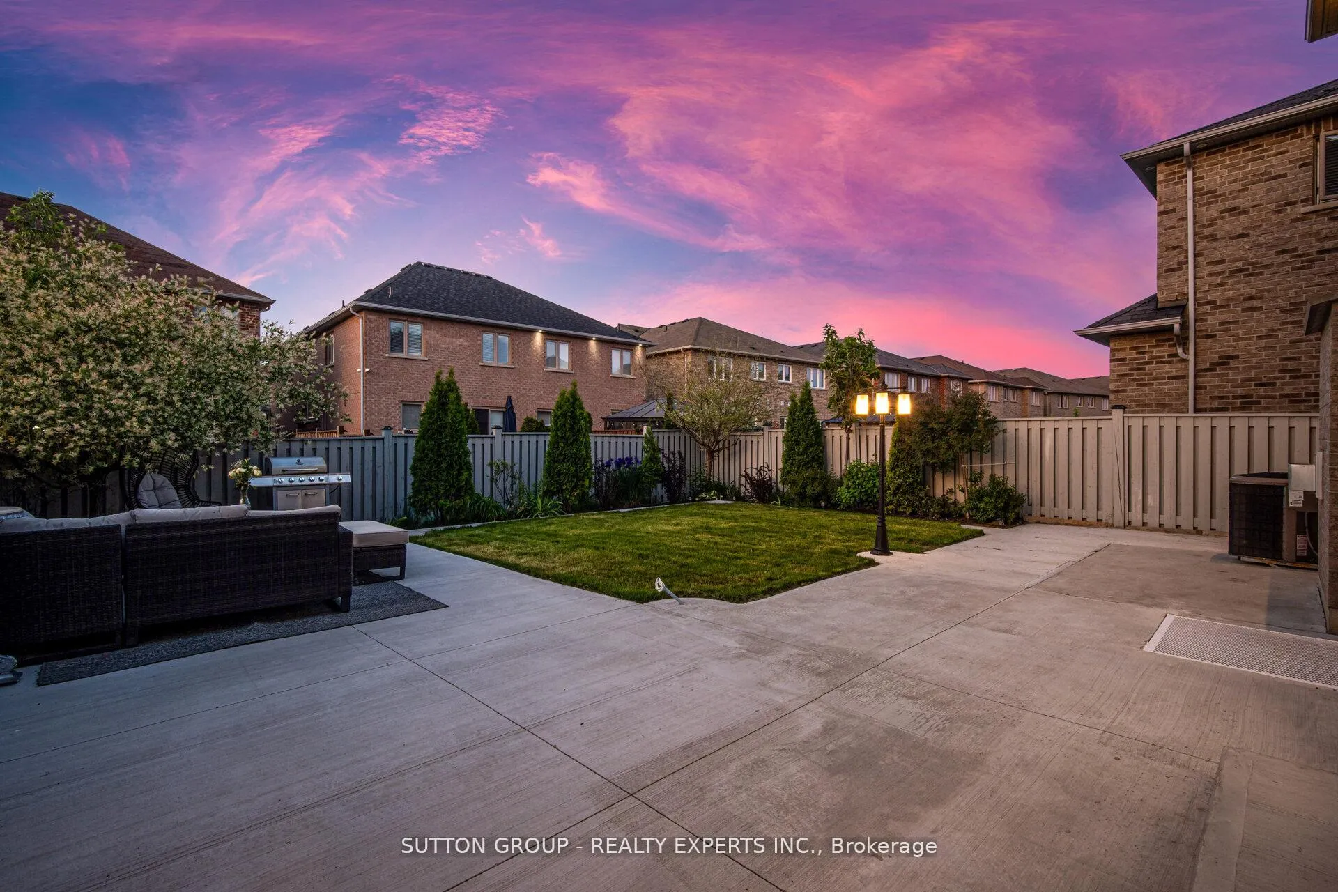 Photo 46 of Unit Upper, 5 Freedom Oaks Trail, Brampton, Bram East — HOMEH