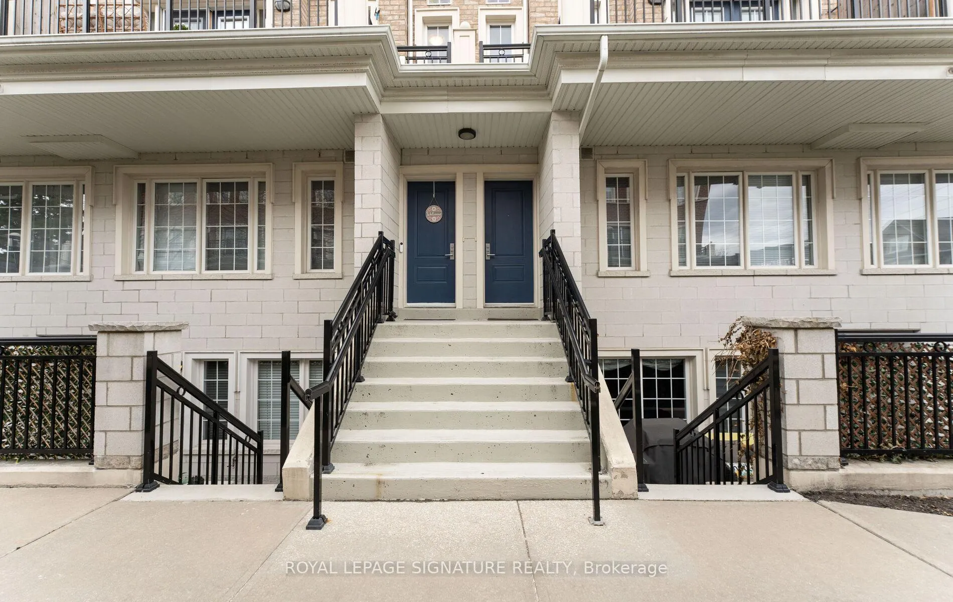 Photo 3 of Unit B05, 26 Bruce Street, Vaughan, East Woodbridge — HOMEH