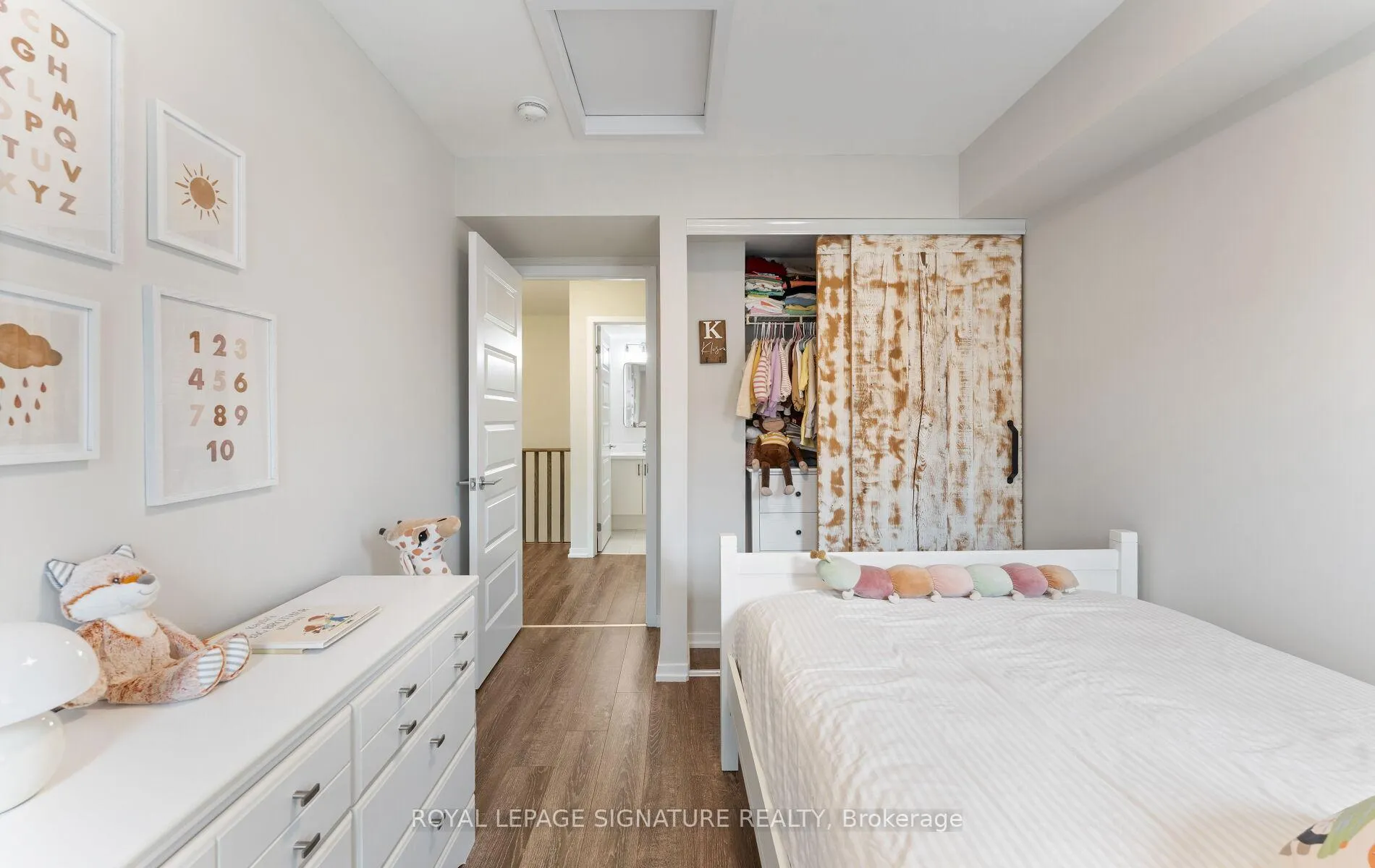 Photo 21 of Unit B05, 26 Bruce Street, Vaughan, East Woodbridge — HOMEH
