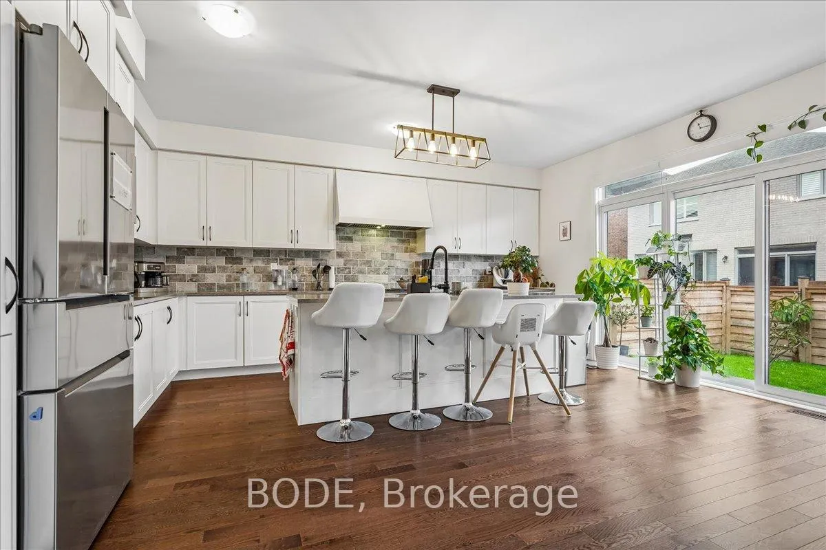 Photo 12 of 15 Huggins Drive, Whitby, Rural Whitby — HOMEH