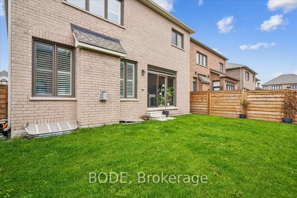 Photo 44 of 15 Huggins Drive, Whitby, Rural Whitby — HOMEH